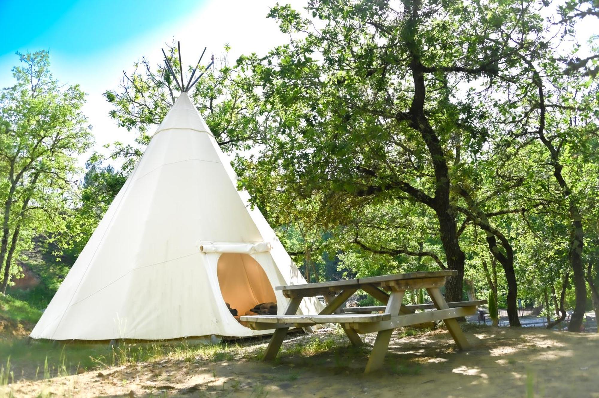 Camping Le Colorado Rustrel Exteriör bild