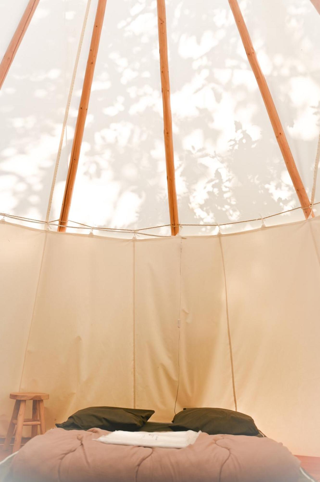 Camping Le Colorado Rustrel Exteriör bild