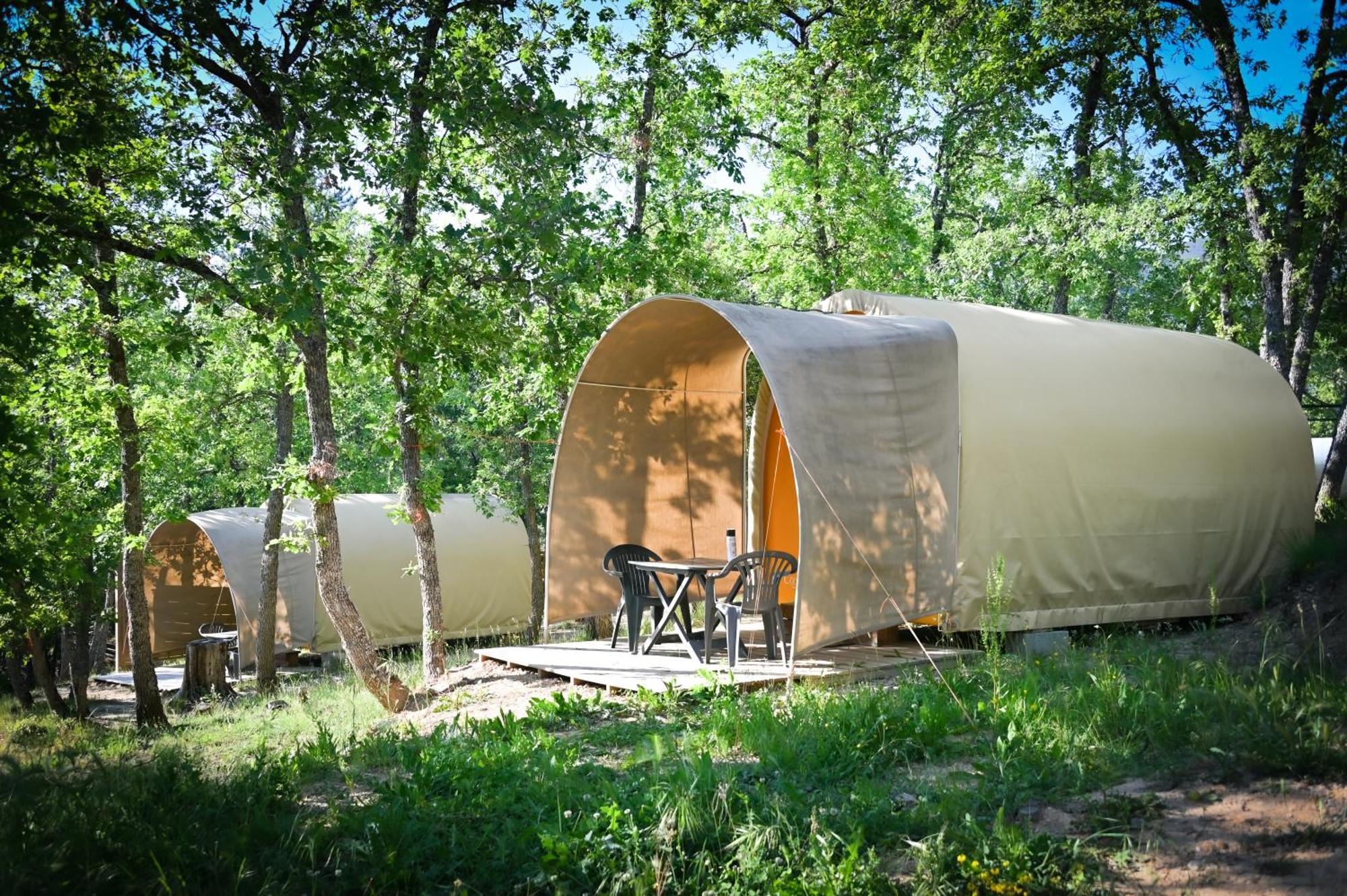 Camping Le Colorado Rustrel Exteriör bild