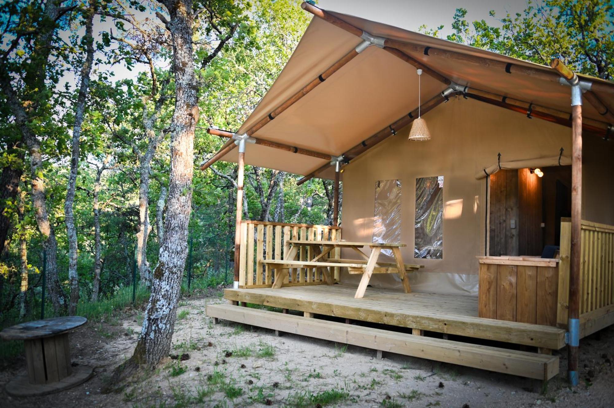 Camping Le Colorado Rustrel Exteriör bild